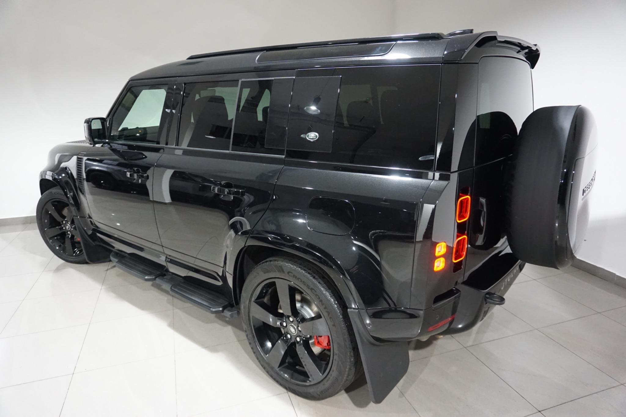 Land Rover Defender 110 2.0 P400e 15.4kWh X-Dynamic HSE Auto 4WD Euro 6 (s/s) 5dr